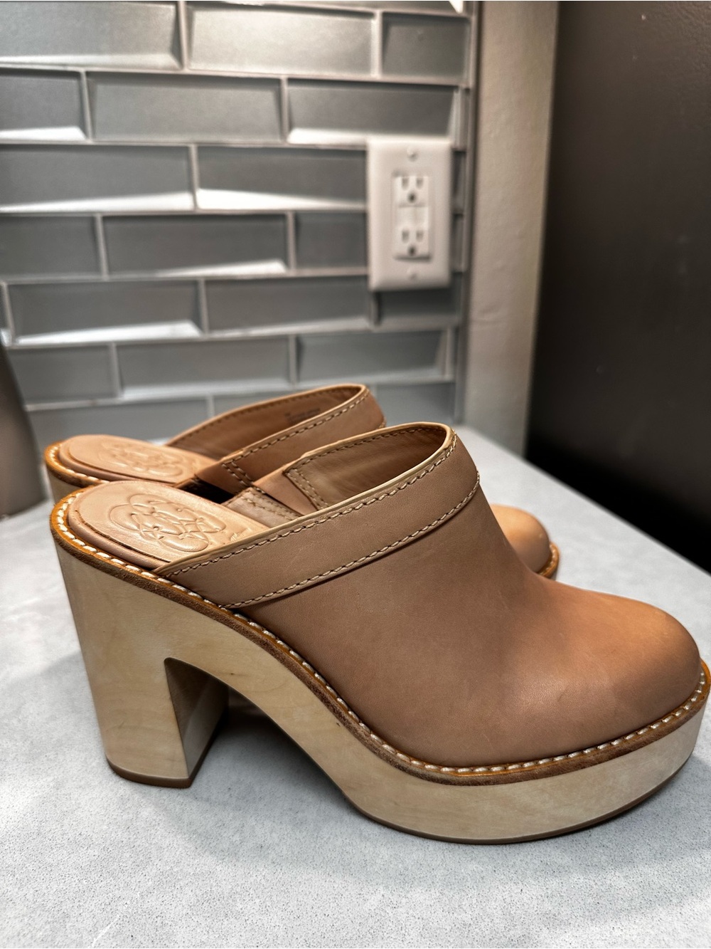 Antonio Melani x Kimberly Whitman Tan Leather Platform Clog Heels - Women